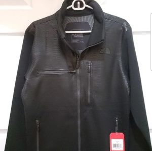 The North Face men's jacket size m